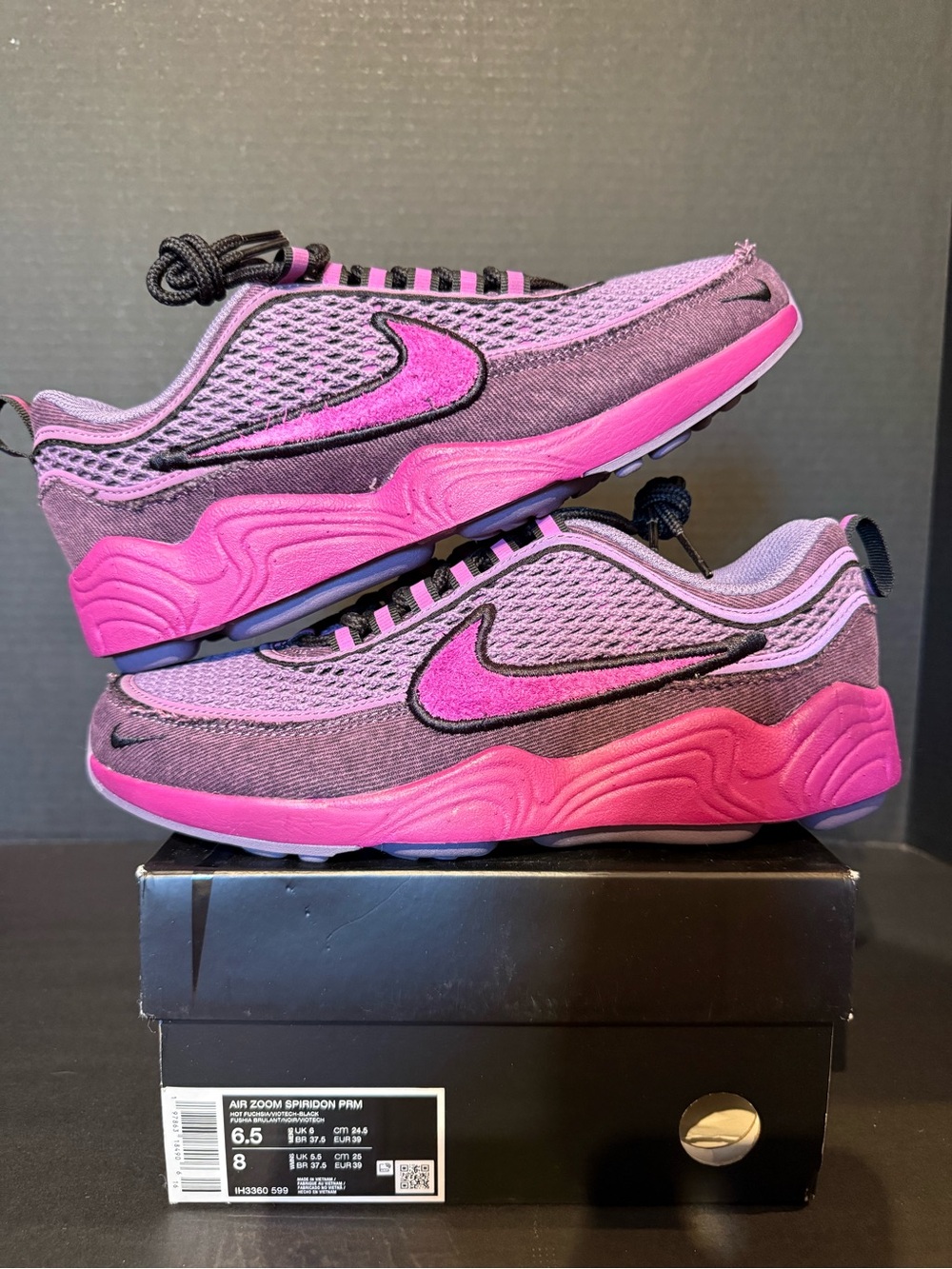 Nike Women's Air Zoom Spiridon PRM size 8W